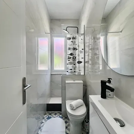 Jean Xxiii By Aroom - Casa Con Patio Privado Vut-le-11148
