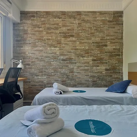 Apartment Jean Xxiii By Aroom - Casa Con Patio Privado Vut-le-11148 *