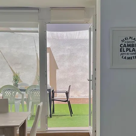 Jean Xxiii By Aroom - Casa Con Patio Privado Vut-le-11148 Apartment
