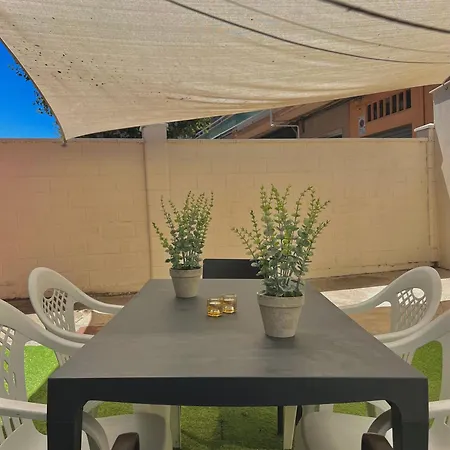 Jean Xxiii By Aroom - Casa Con Patio Privado Vut-le-11148 Leon