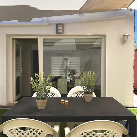 Jean Xxiii By Aroom - Casa Con Patio Privado Vut-le-11148 *